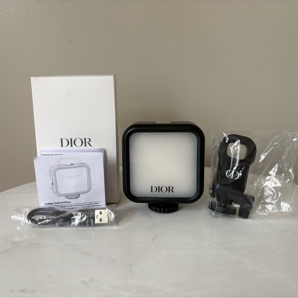 Dior Black Frame LED Clip Light with White Panel